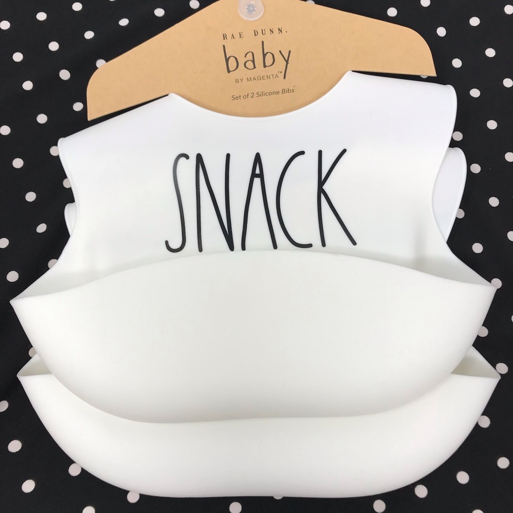 NWT Rae Dunn silicone bibs set of 2